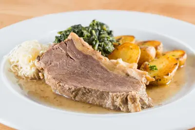 Essen im Hotel oder in der Nähe