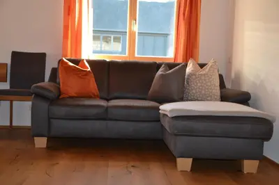 Ein Sitzbereich in der Unterkunft Ferienwohnung Känzeleblick