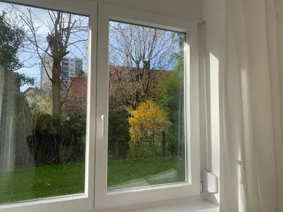Ein Garten an der Unterkunft RELAX Apartment mit Garten - Lifestyle am Bodensee, Fahrräder & Parkplatz inklusive