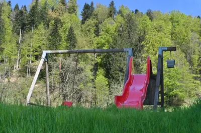 Ein Kinderspielbereich in der Unterkunft AuszeitHof Vögel
