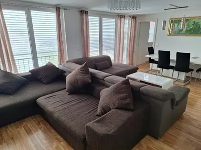 Ein Sitzbereich in der Unterkunft Wohnung Rheintal im Alpenvorland