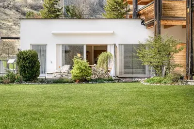 Ein Garten an der Unterkunft Residenz Colrosa - Ferienwohnung Beck